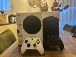 Xbox series s 512gb mit 2 controllers
