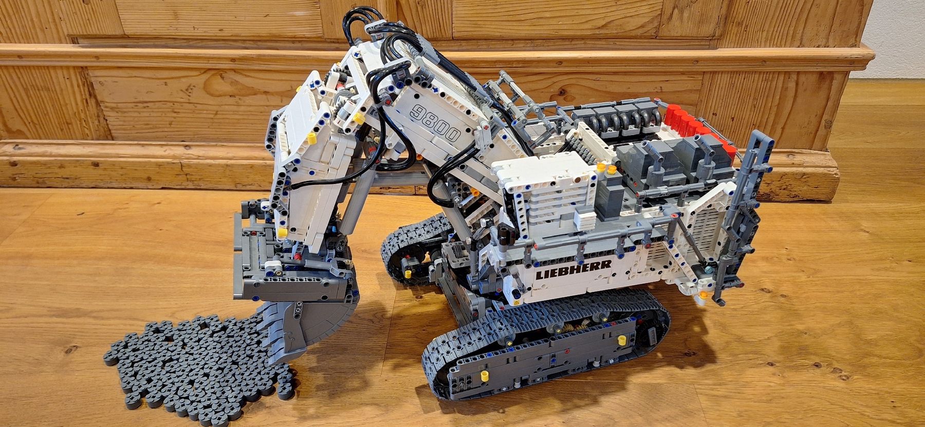 Lego Giocattoli: Lego Technic Liebherr Bagger 42100 – Usato da Wil SG venduto da zugersee1980 1