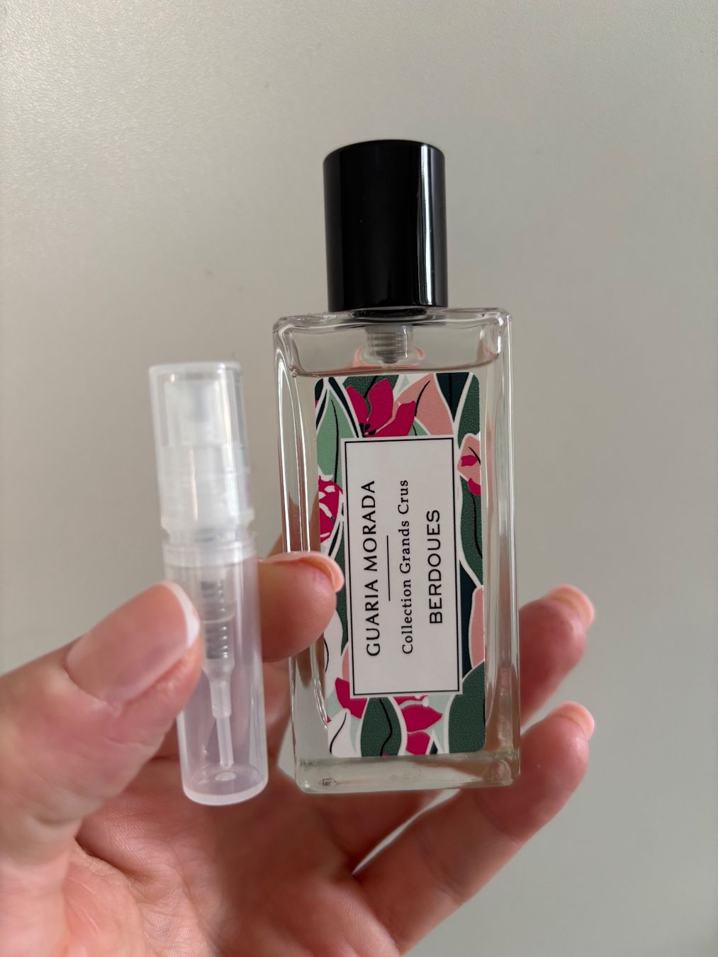 Profumi & Eau de Toilette: Berdoues Guaria Morada Abfüllung EDP 2ml. – Nuovo e nell'imballaggio originale da Zürich venduto da deruja