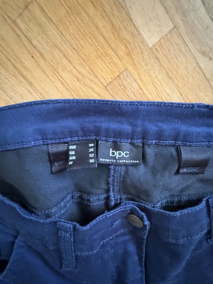 Hosen: Caprihosen bpc  Collection dunkelblau Grosse 50 – Gebraucht aus Zürich von Frevia 1