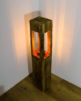 Stehlampe aus Holz - Warme Beleuchtung aus Altholz