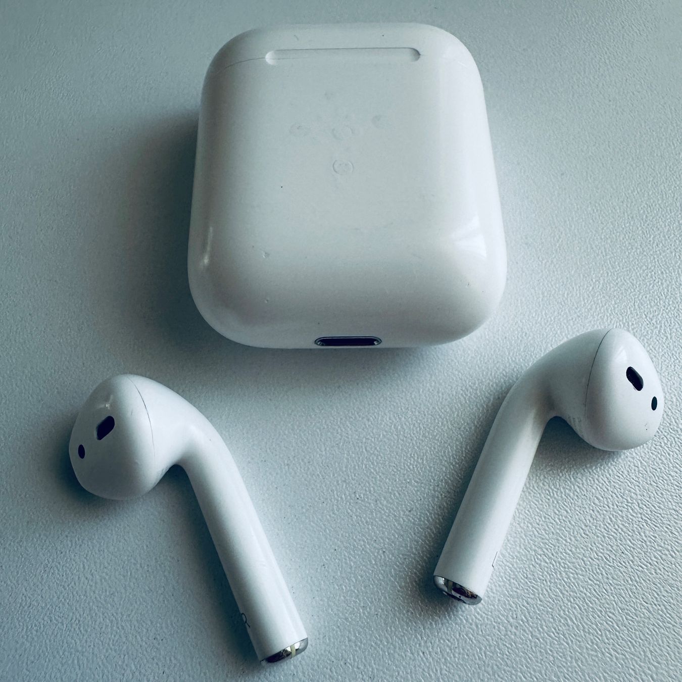 Apple Cuffie: Original Apple AirPods 2 Kopfhörer Wireless Lightning Kabel – Usato da Basel venduto da MY.AIRPODS.SHOP 8