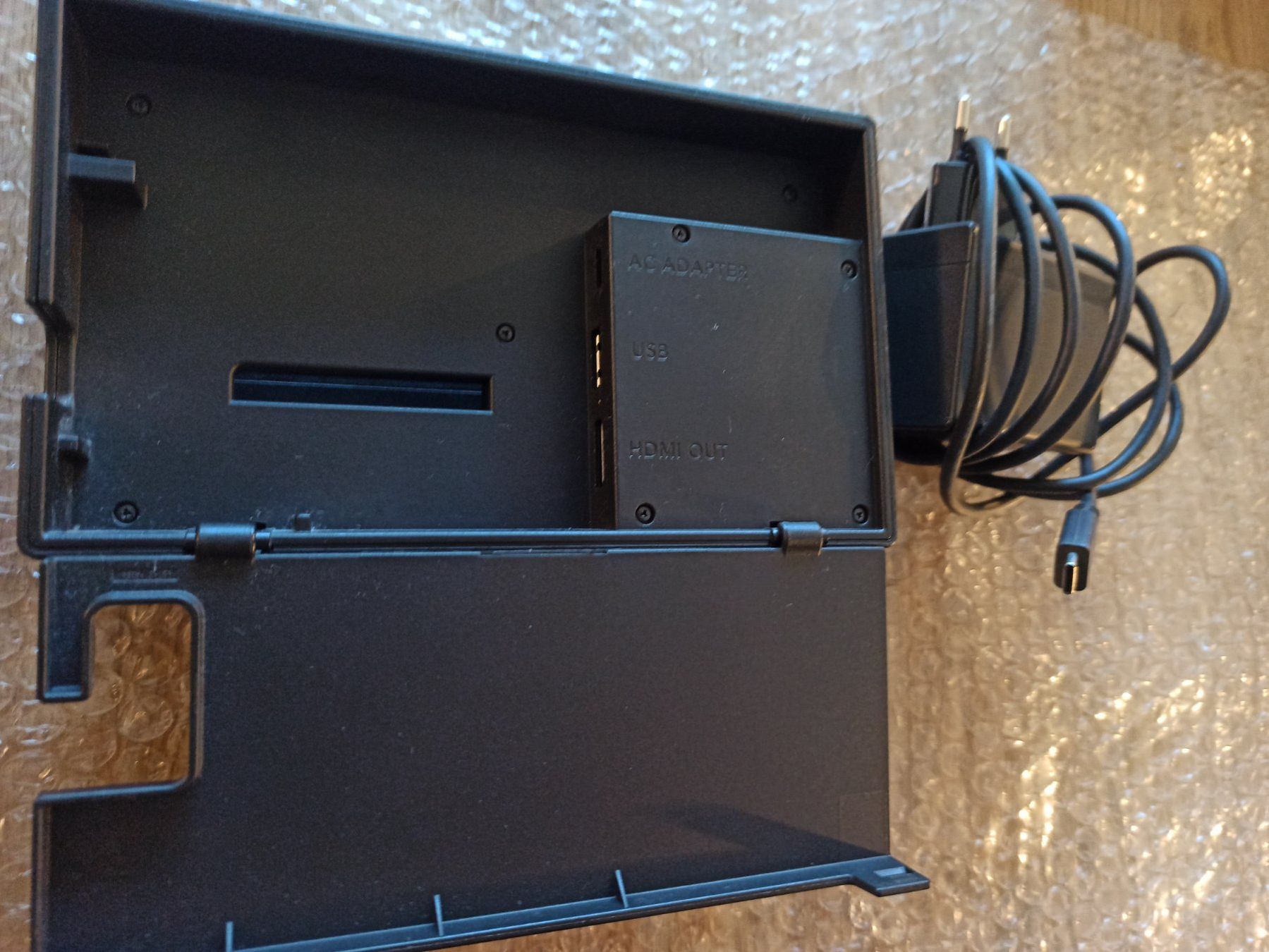 Docking station: Original Nintendo Switch TV-Dockingstation mit Netzteil NSW – Usato da Oberweningen venduto da mar_87mx 4