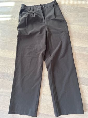 Dunkelbraune schlaghose 