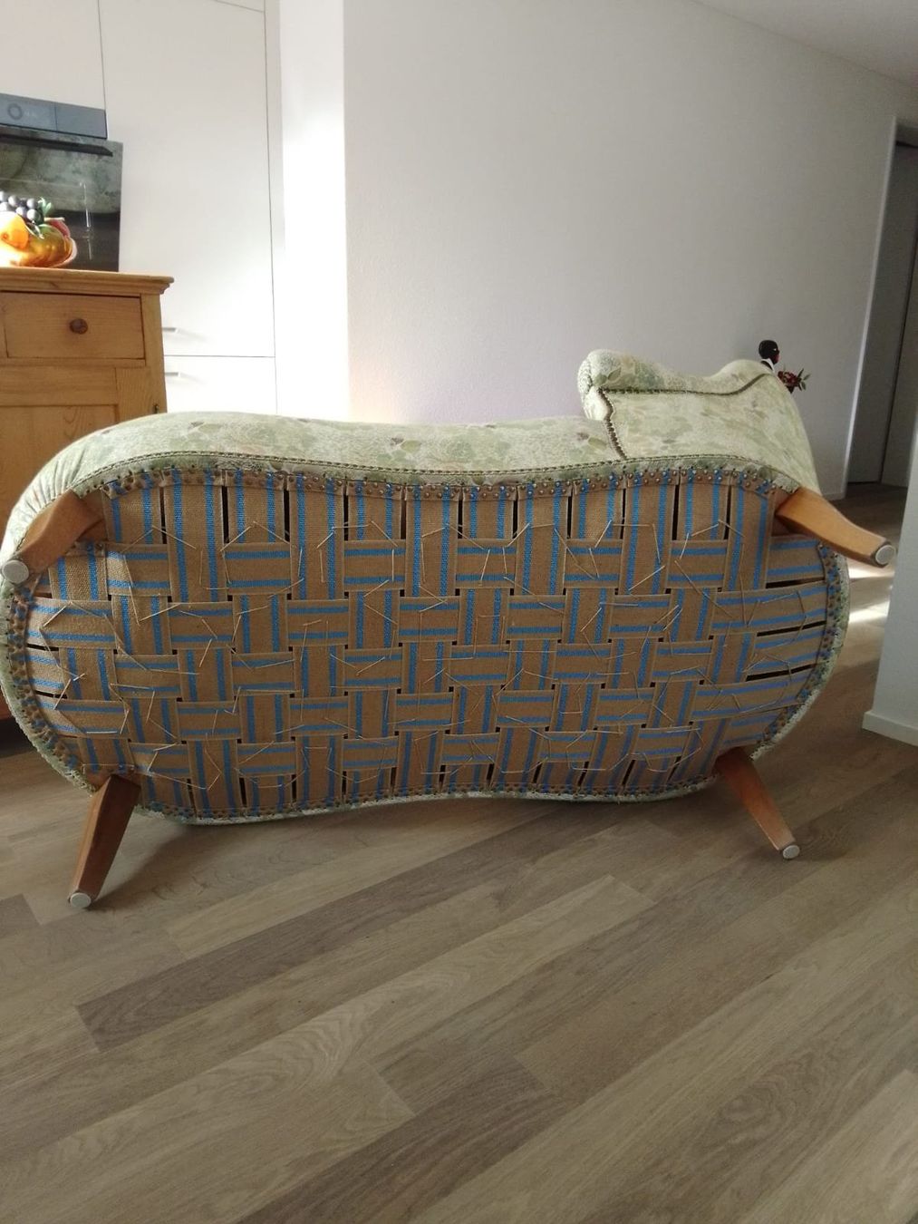 Stühle: Vintage Chaiselongue Blumenmuster – Gebraucht aus Schübelbach von Restwert_Schubelbach 3
