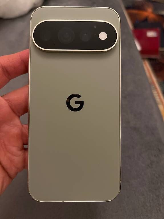 Telefoni cellulari / Smartphones: Google Pixel 11 Pro 256 GB Olive  – Nuovo e nell'imballaggio originale da Basel venduto da Zhanna_ej 1
