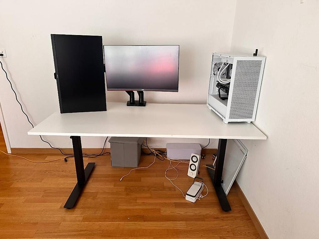 Schreibtische: Bürotisch – Gebraucht aus St. Gallen von Elgreeco 2