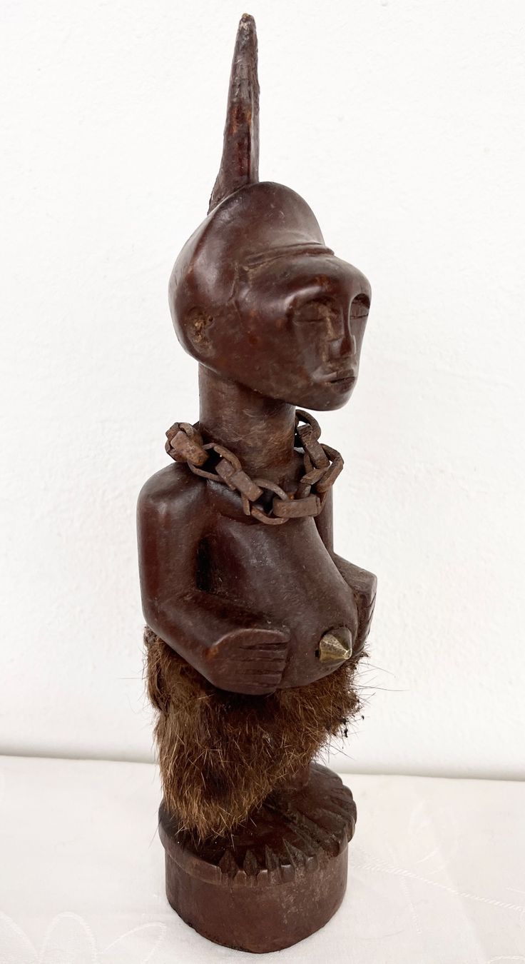 Skulpturen & Statuen: feine ausdrucksstarke alte Songye Figur Höhe 22 cm – Gebraucht aus Rüthi (Rheintal) von Kunsthaus777 4