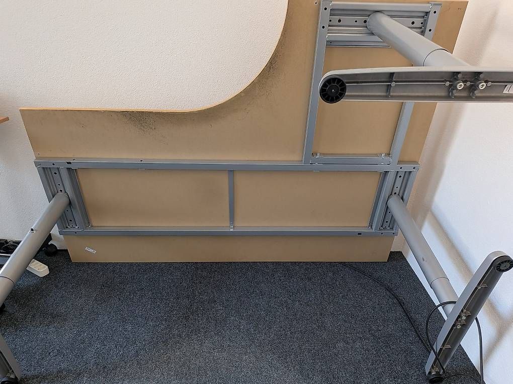 Scrivanie: Eckbürotisch IKEA Galant, links – Usato da Zürich venduto da Hungi04 1
