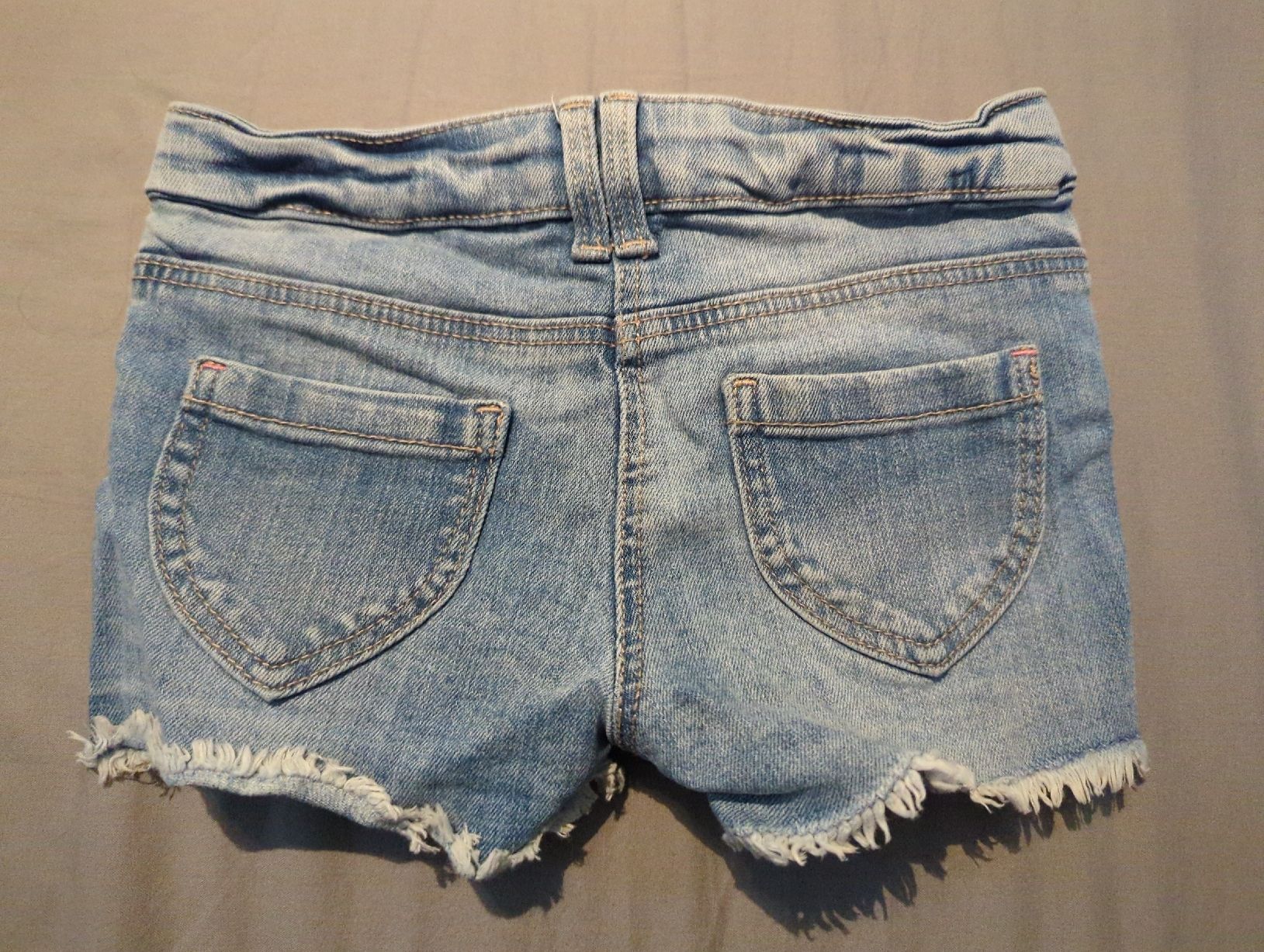 C&A Pantalons: C&A Mädchen Shorts Gr. 104 – Neuf (Voir description) à Eglisau par raf_hn2x 1