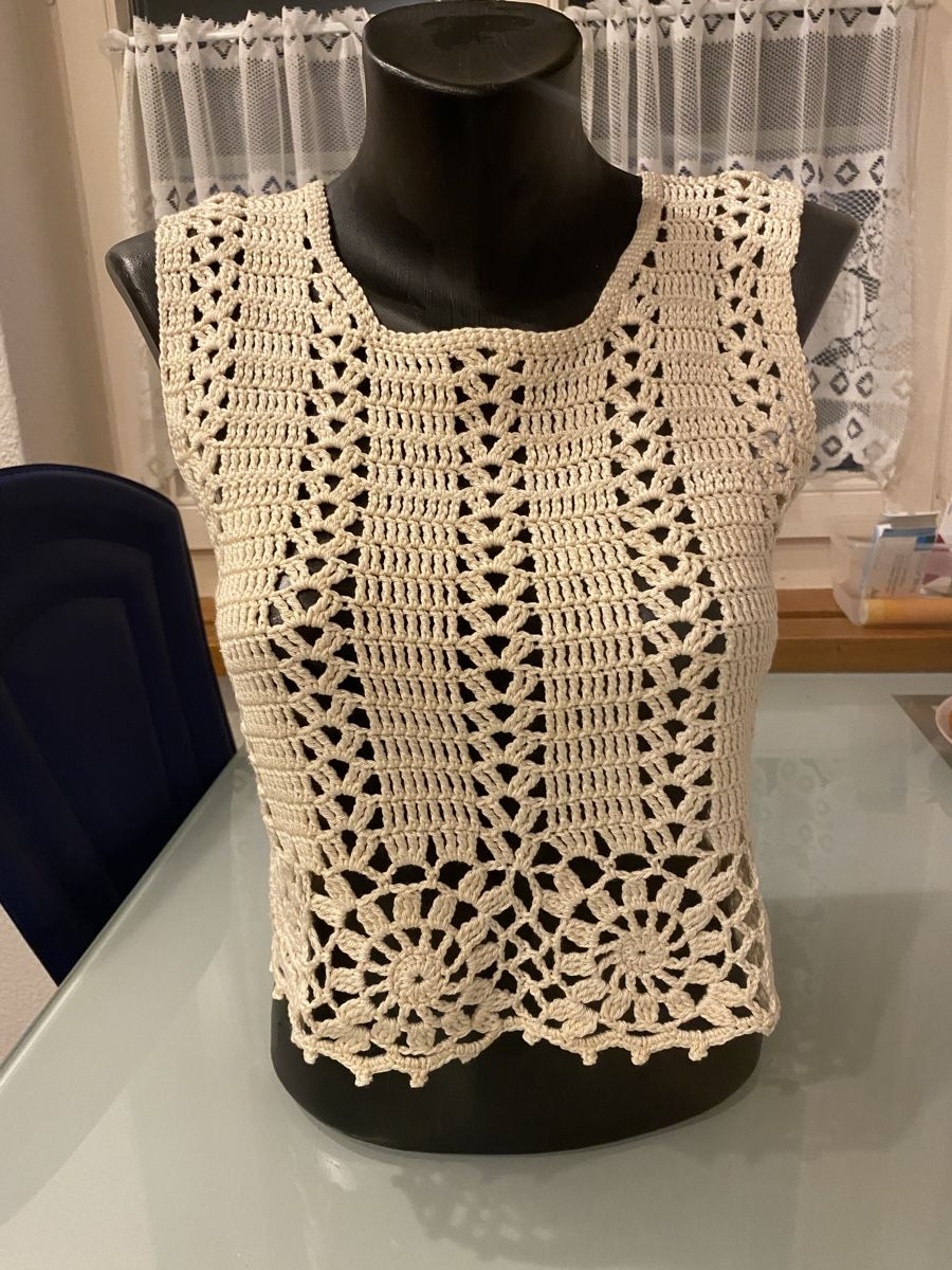 Top: Top – Nuovo e nell'imballaggio originale da Flaach venduto da Jelena.ristic93