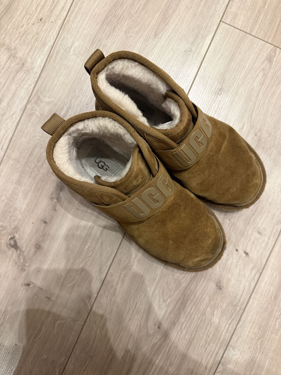 Ugg Schuhe für Jungen: UGG Stiefel 35 – Gebraucht aus Bözberg von Lilipzl 4