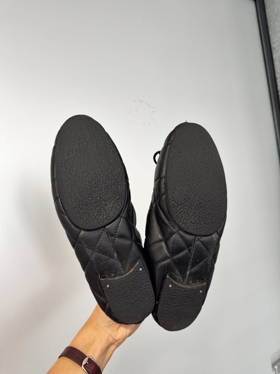 Ralph Lauren Chaussures femmes: Ralph Lauren black leather ballet flats – D'occasion à Zürich par ari_cr2f 1