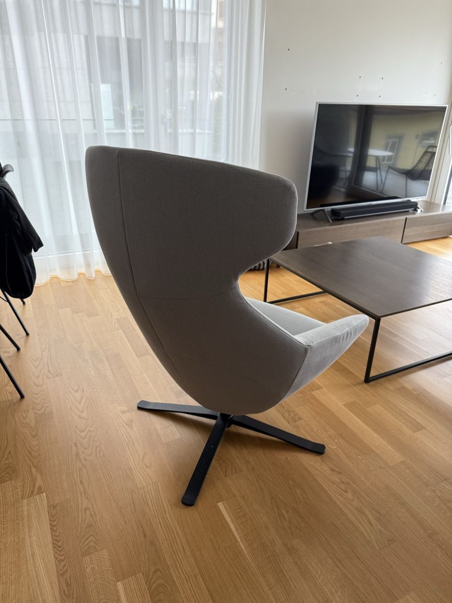 Boconcept Sessel: Porto Sessel mit Drehfunktion, hellgrauer Leeds Stoff – Gebraucht aus St. Gallen von phi_9wrm 4