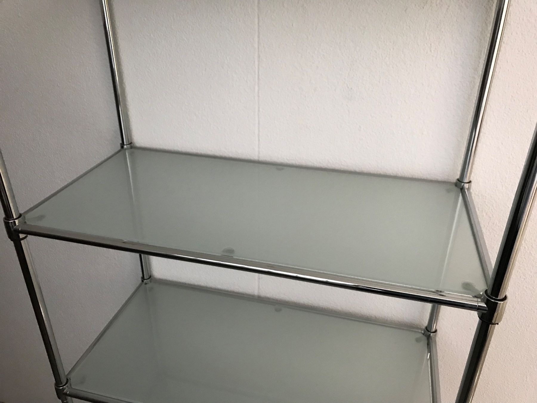 Scaffali: Metallregal mit Glasböden – Usato da Wollerau venduto da Oriole83 1
