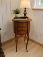 Eleganter Beistelltisch im franz. Landhausstil mit 3 Schubl.