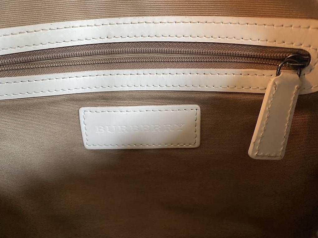 Burberry Borse da donna: Sac Burberry – Usato da La Chaux-de-Fonds venduto da eli_9dy8 3
