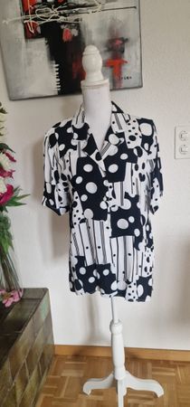 Bluse von The Legend, Grösse M, Top Zustand! (51)