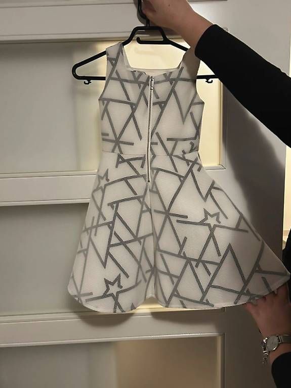 Vestiti & Gonne: Mädchenkleid, Marciano by Guess – Usato da Wil SG venduto da Nacharbeit2016