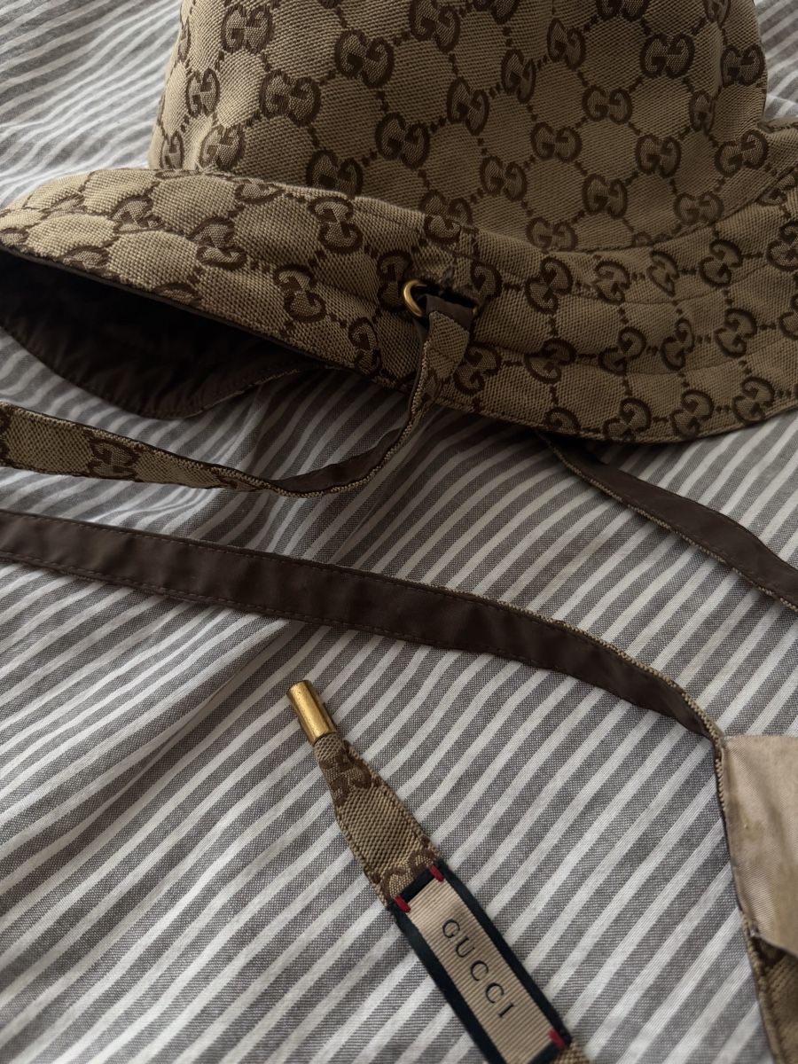Gucci Hüte, Mützen & Caps: GUCCI GG FISCHERHUT – Gebraucht aus Buchs AG von Fcrakija 1