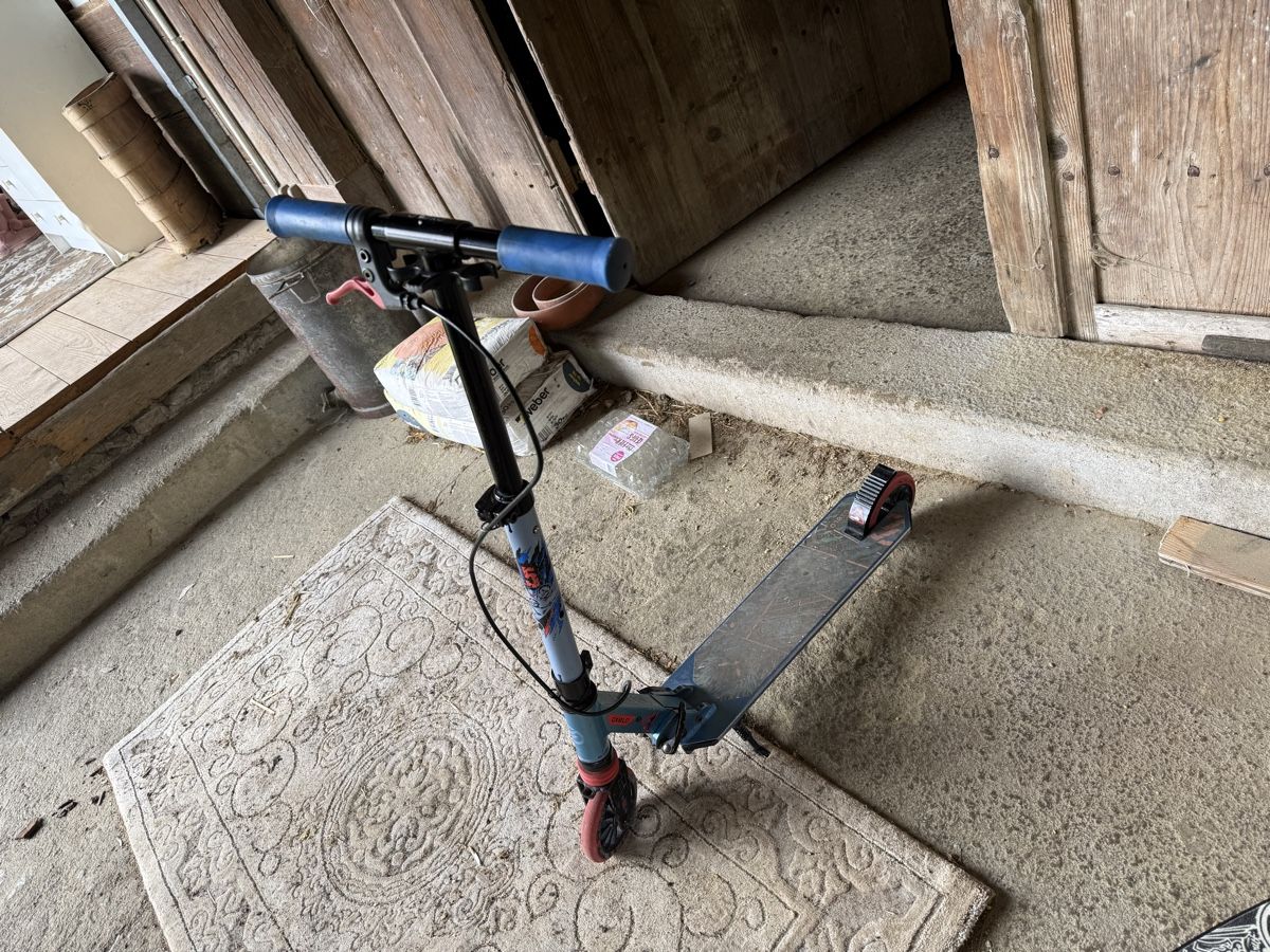 Kickboard: Trottinet for kids – D'occasion à Herbligen par shqipe88