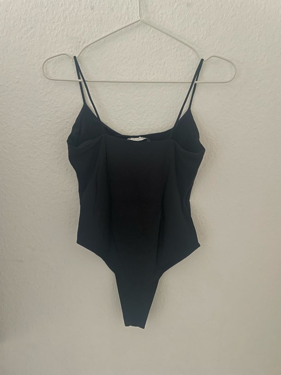 Zara Tops: Schwarzer Body – Gebraucht aus Ettingen von ale_q6zz 1
