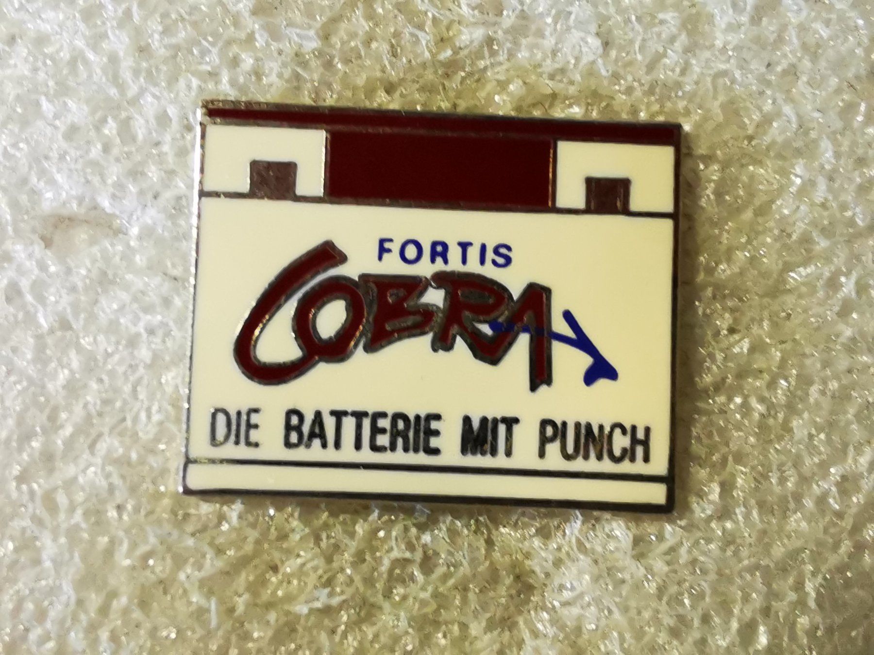 Placchette & Badge: Ansteckpin 198: Fortis Cobra – Usato da Oppligen venduto da Pin-Fall-Shop