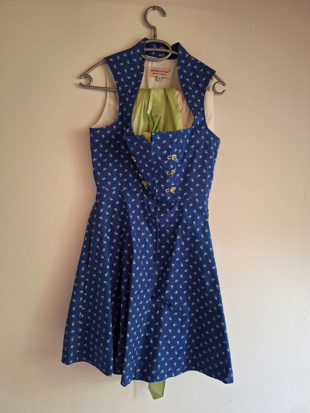 Vestiti: Dirndl – Usato da Fischingen venduto da sohu02