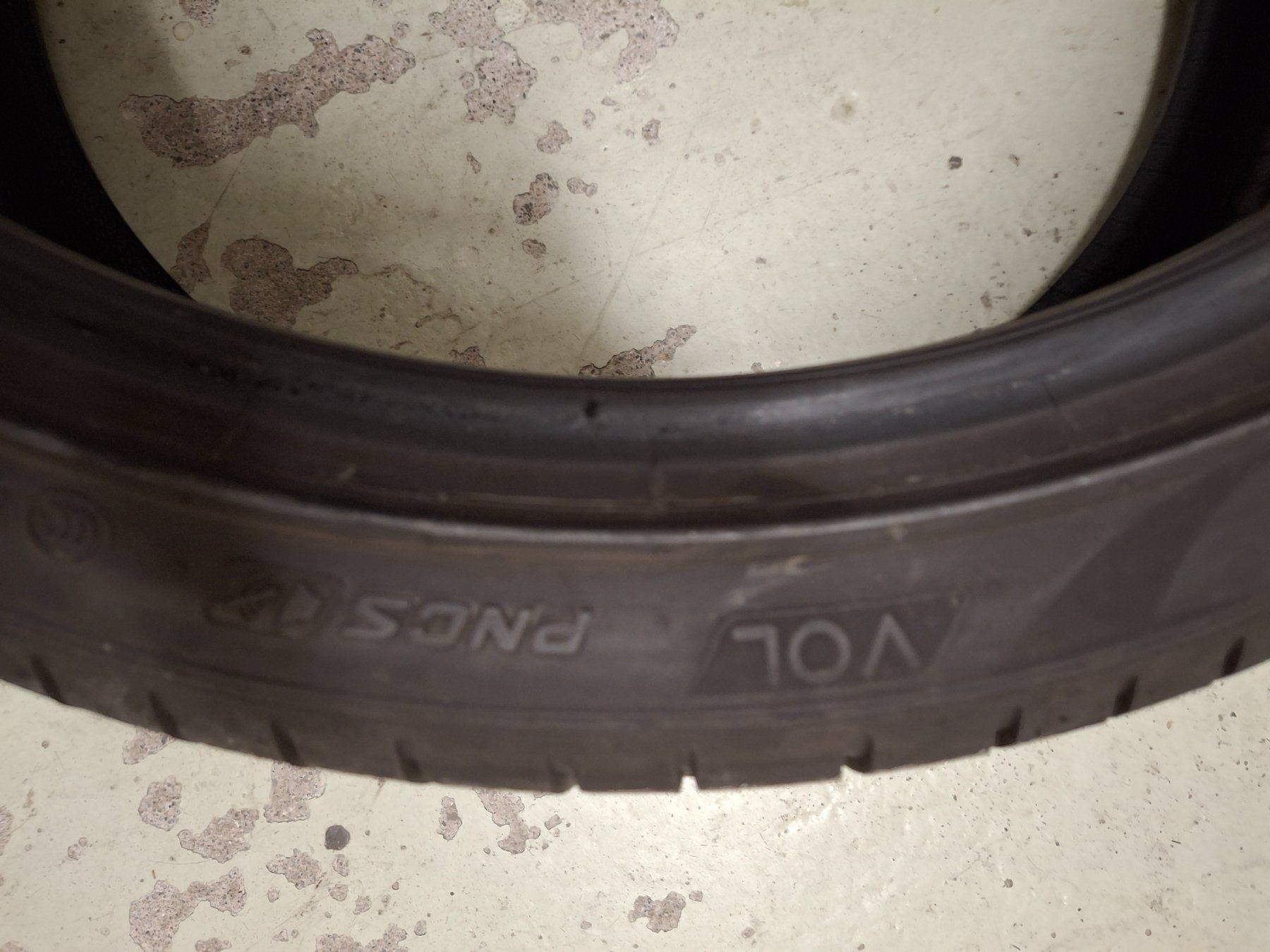 Pirelli Pneus & Roues: 4 x 255/35 R 20 97 W Pirelli PZero – D'occasion à Baar par PEPPE09 3