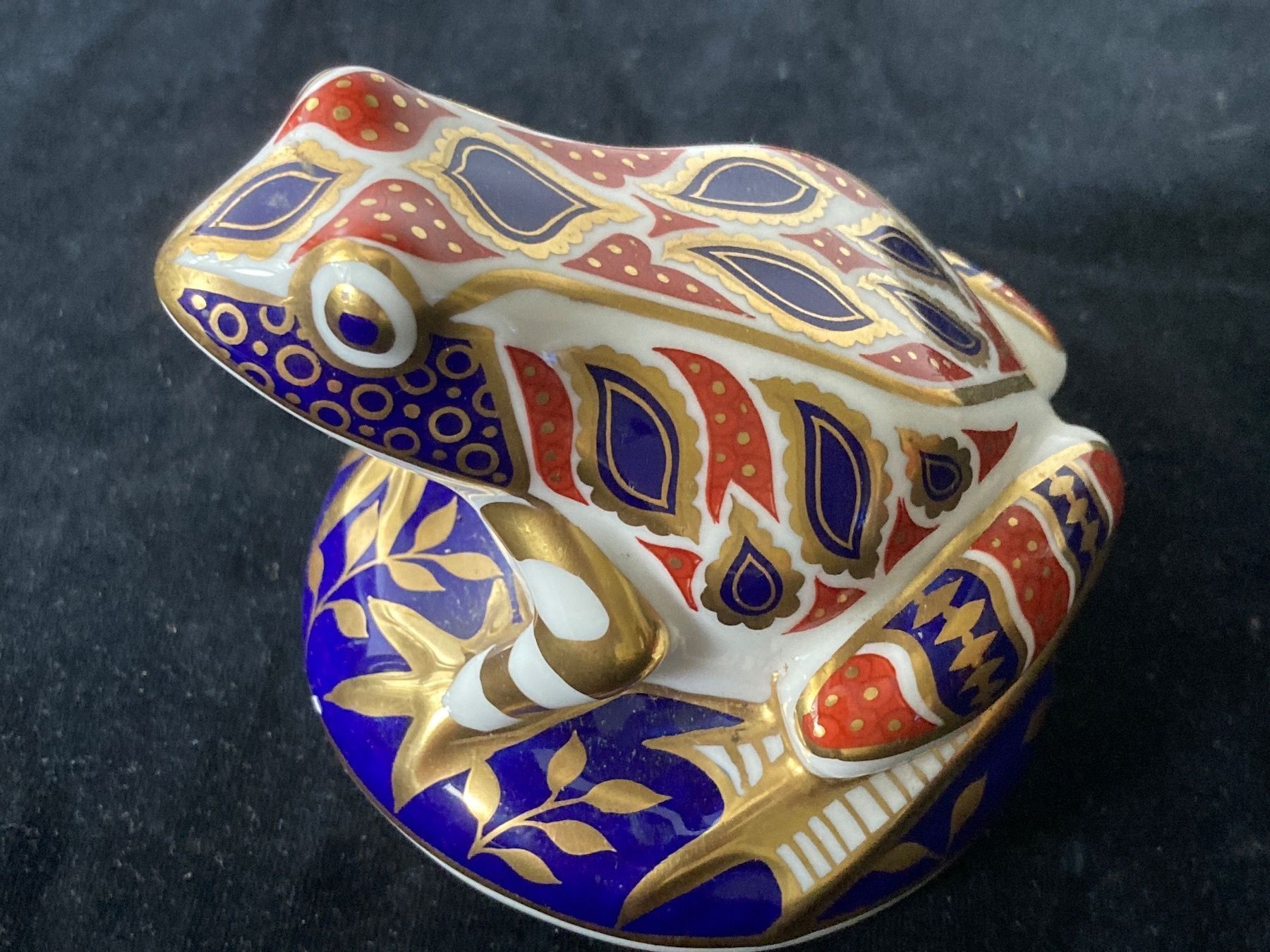 Statuette: Frosch Royal Crown Derby Englisch Bone - – Usato da Zürich venduto da Chaeffeler 1