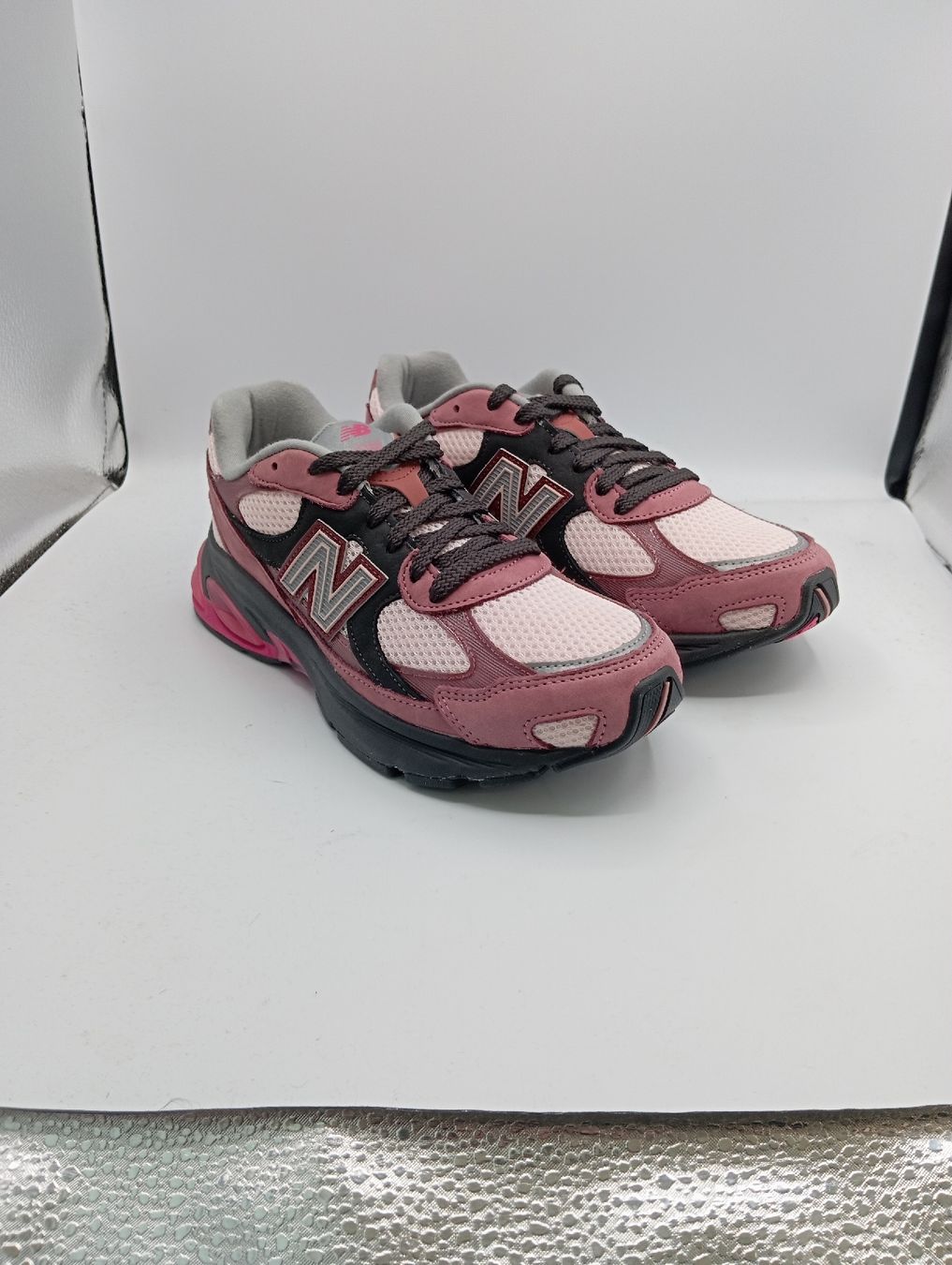 New Balance Scarpe da uomo: New Balance 2010 (EU41.5) – Nuovo e nell'imballaggio originale da Schaffhausen venduto da outlez 1