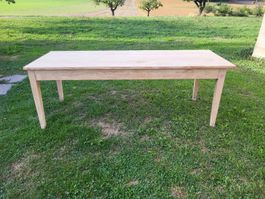 Antiker Beizentisch/Holztisch aus massivem Fichtenholz 