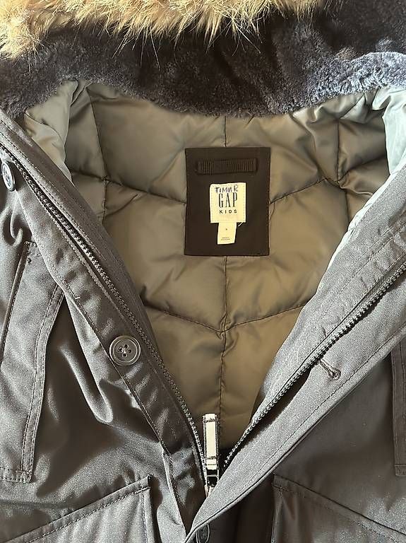 Jacken & Mäntel: Kinder Winterjacke mit Kapuze von GAP Gr. S – Gebraucht aus Merlischachen von Jamie-Tristan 2