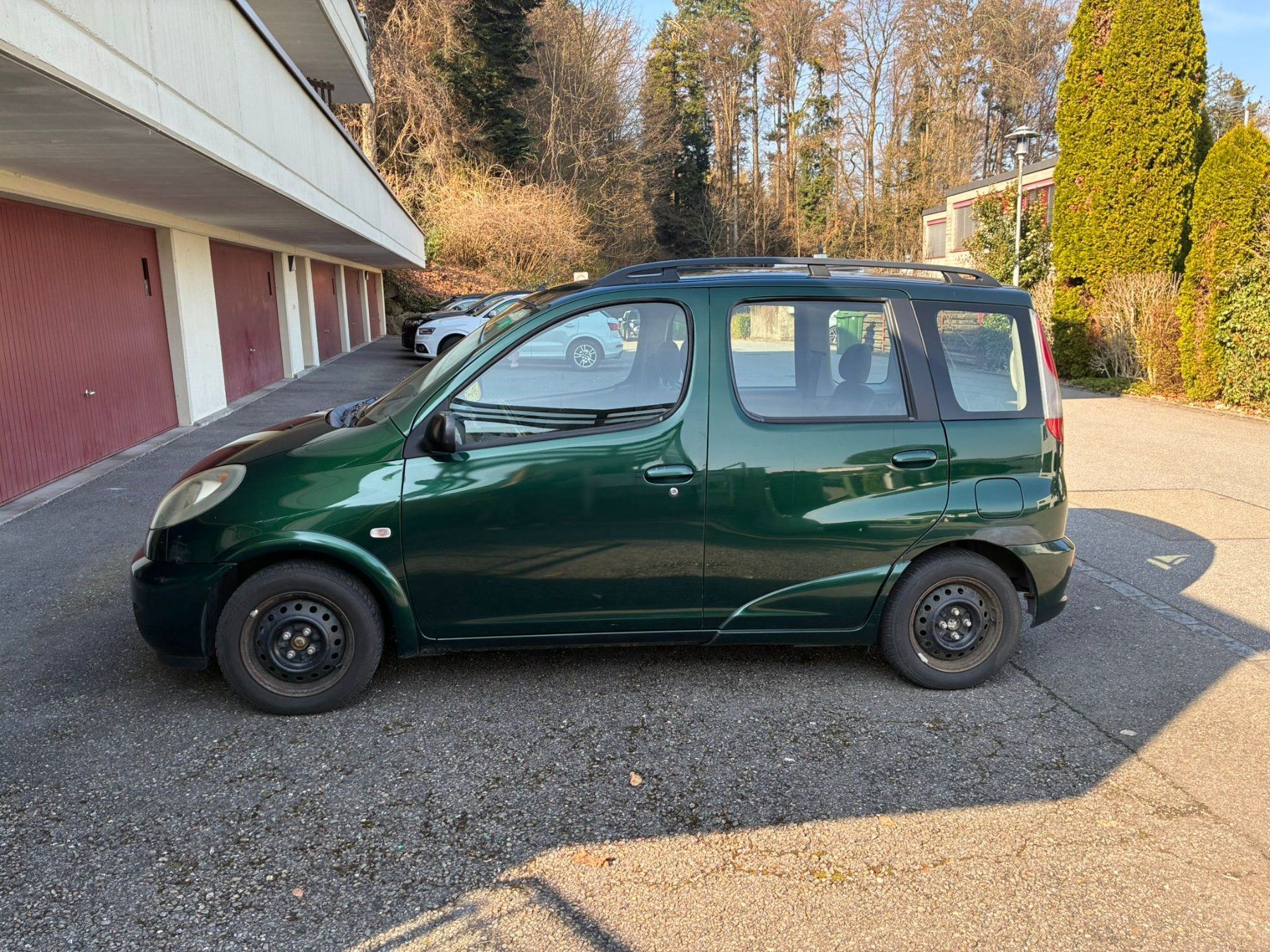 Toyota Automobili: Toyota Yaris Verso 1.3 Benzin – Usato da Richterswil venduto da phi_m5nf