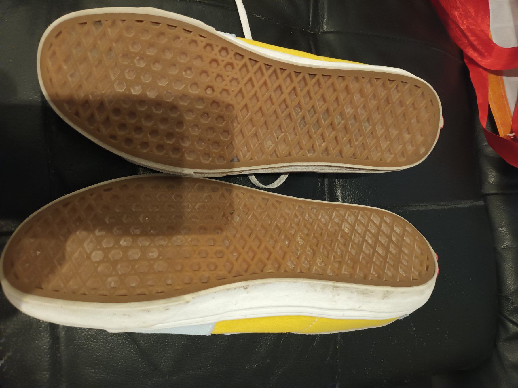 Vans Scarpe da uomo: Chaussures VANS OFF THE WALL original taille 44 – Usato da Bevaix venduto da MD1967 4