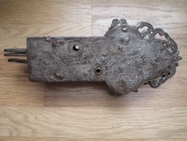 Antikes Türschloss geschmiedet
