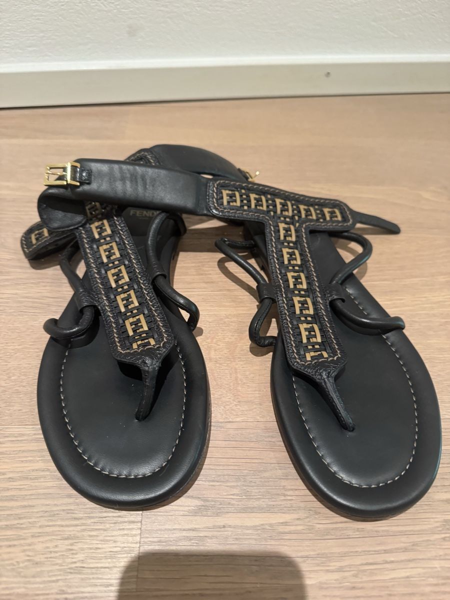 Fendi Scarpe da donna: Fendi Sandal – Nuovo e nell'imballaggio originale da Küsnacht ZH venduto da Zafsa