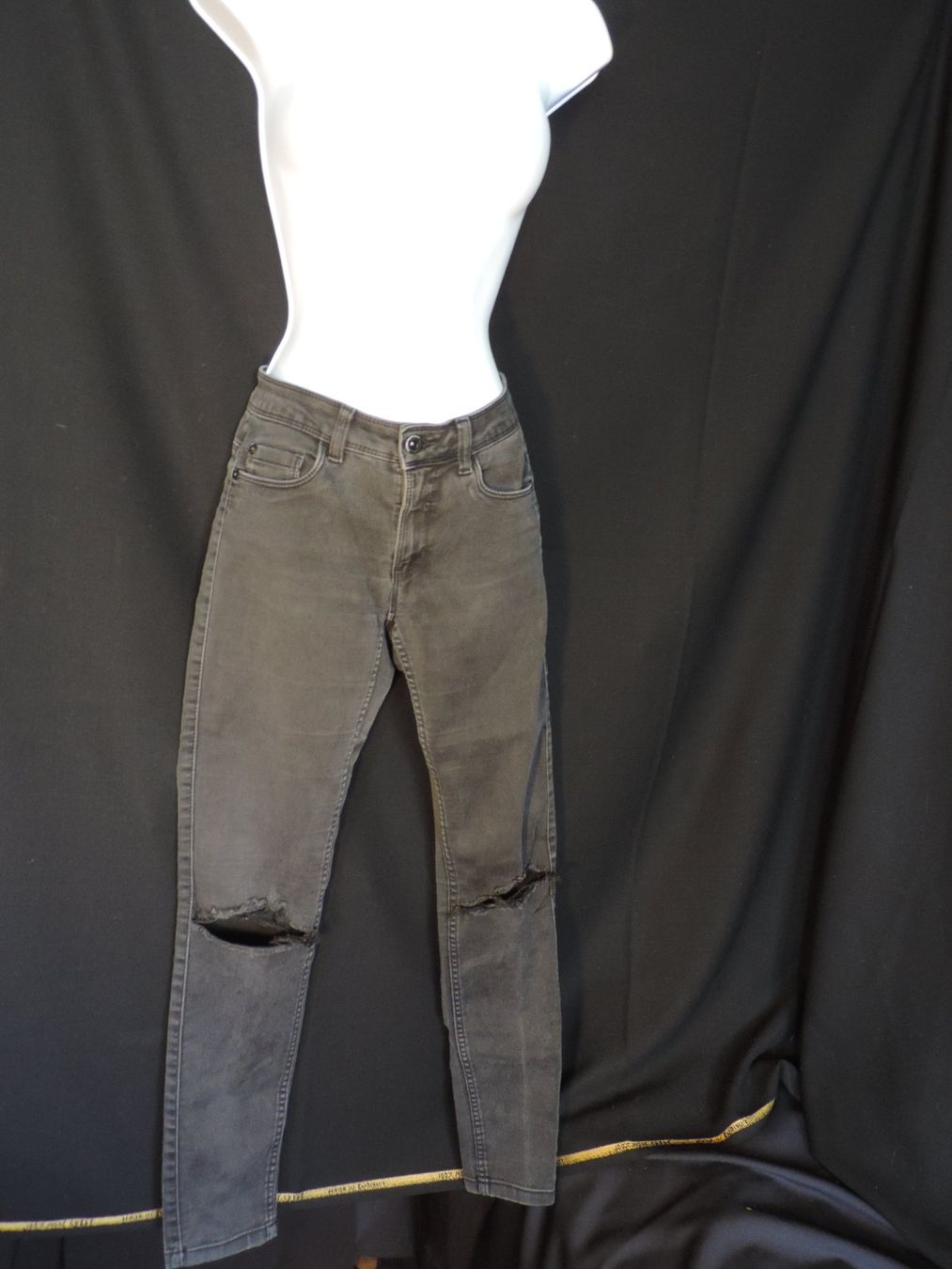 Jeans: jeans stretch noir gris – Usato da Genève venduto da Axelle333 4