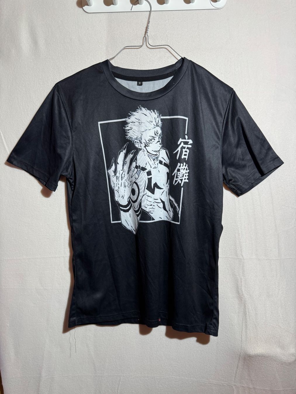 T-shirt: Leichtes Shirt Gr. M – Usato da Grosswangen venduto da SALE_SALE_SALE