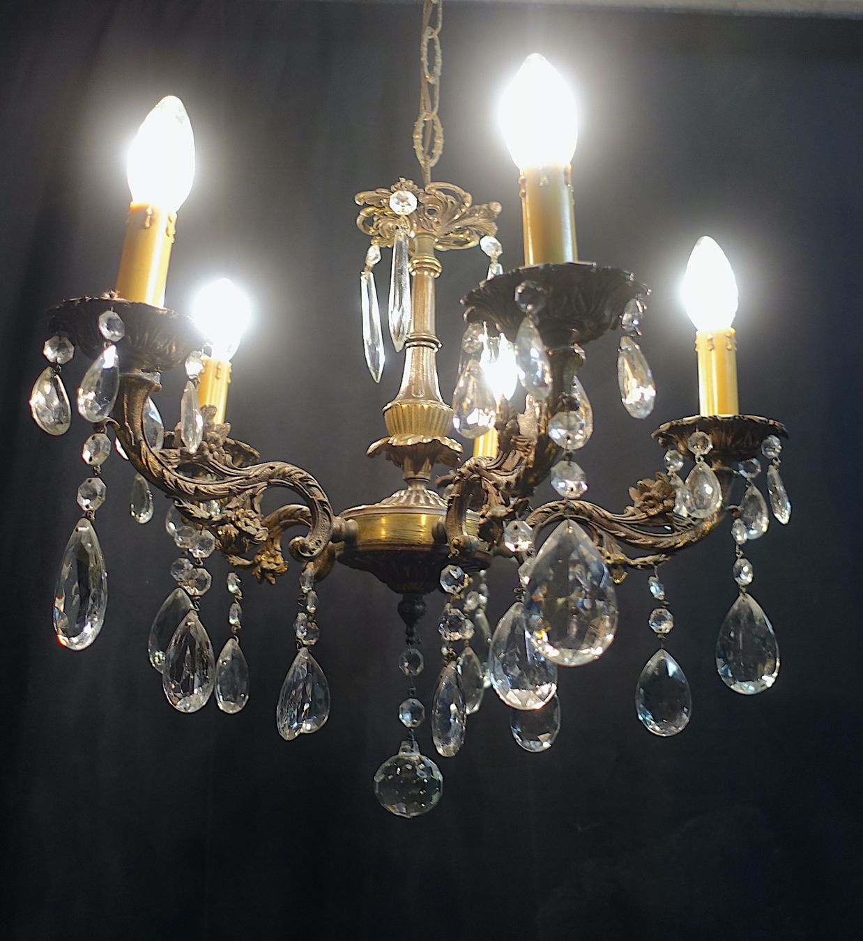 Lampadari & plafoniere: Kronleuchter, Kristallleuchter – Usato da Rumlikon venduto da Ambiente_Brocante 2