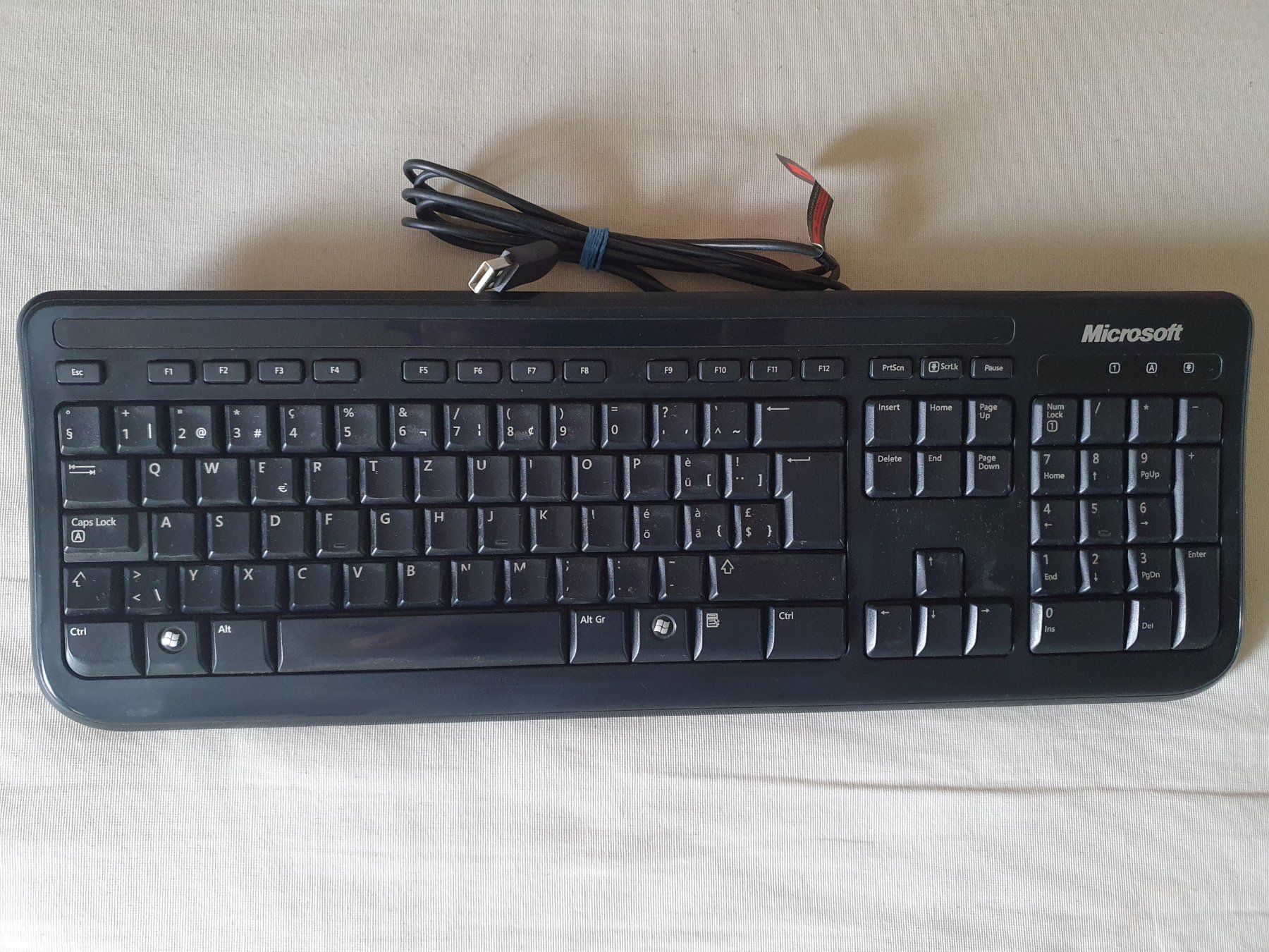 Tastiere: Microsoft Tastatur Wired 400 USB – Usato da Giswil venduto da online-Brockenhaus 1