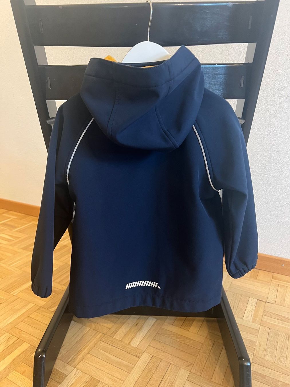 Name It Giacche & Cappotti: Softshell Jacke name it Gr. 104 – Usato da Samedan venduto da Schweiz13 1