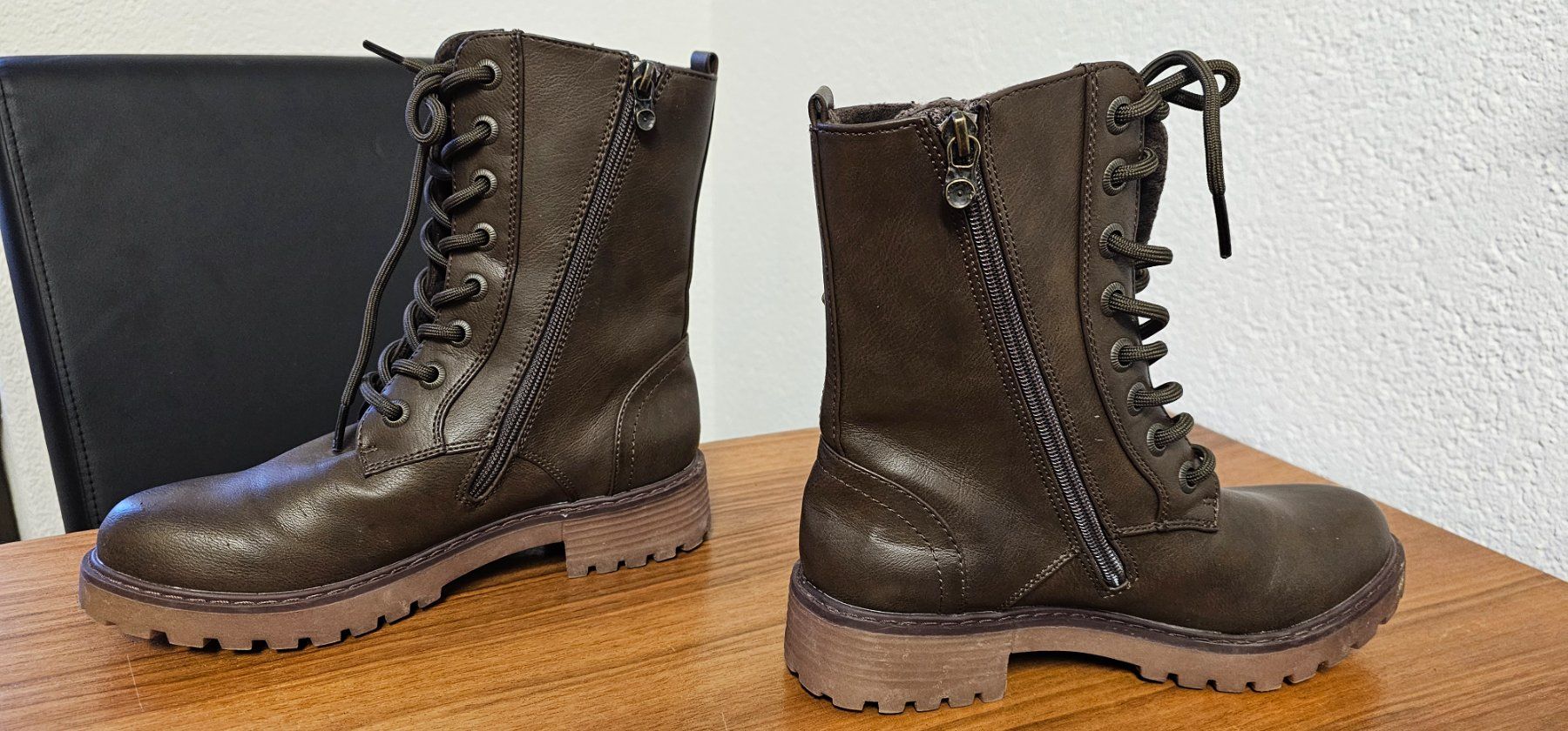 Scarpe da donna: Winterstiefel braun Gr. 38 Vegan – Usato da Tuggen venduto da man_qk6c 1