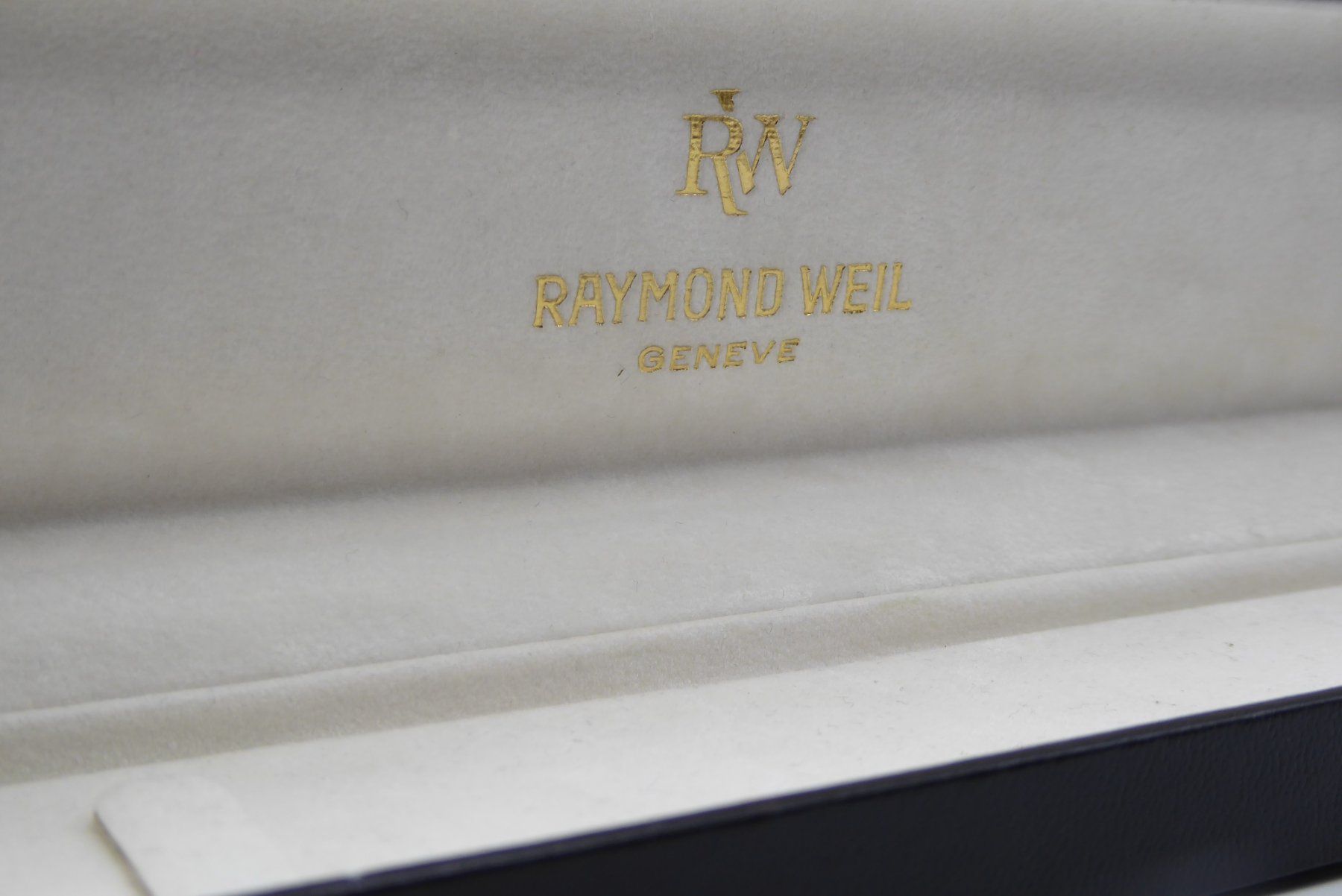 Raymond Weil Scatole porta orologi: Raymond Weil box for watch – Usato da Geneve venduto da adr_xk6n 3