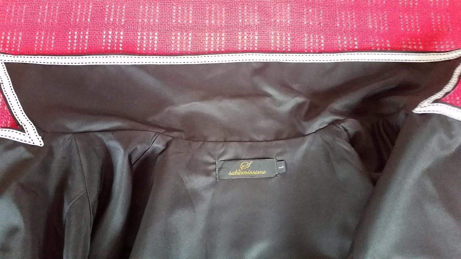 Giacche: Leichter Blazer Bluse mit raffinierten Details, Grösse L – Usato da Winterberg ZH venduto da Gemini63 2