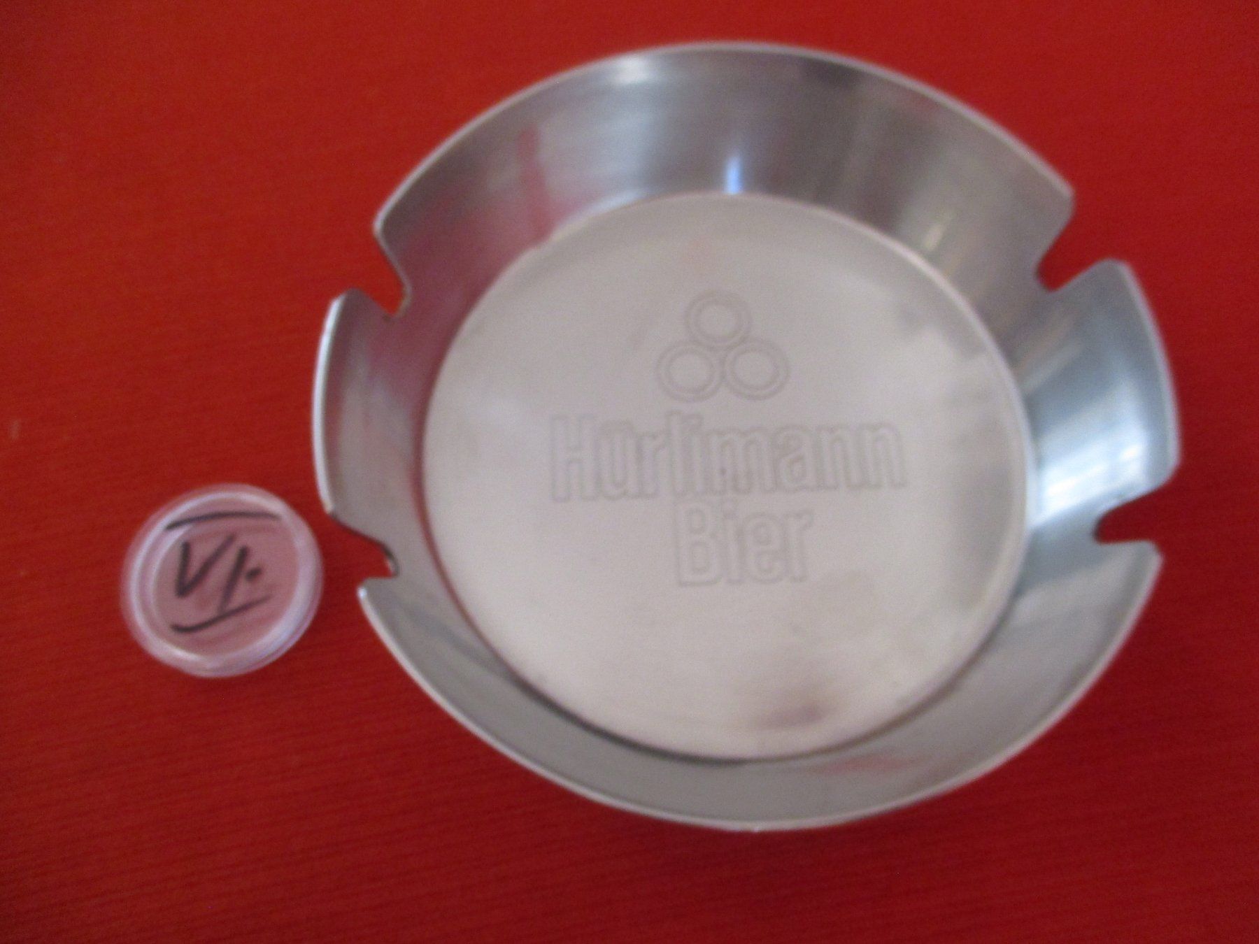 Hürlimann Portacenere: Aschenbecher Hürlimann Bier – Usato da Birsfelden venduto da alles-muss-raus