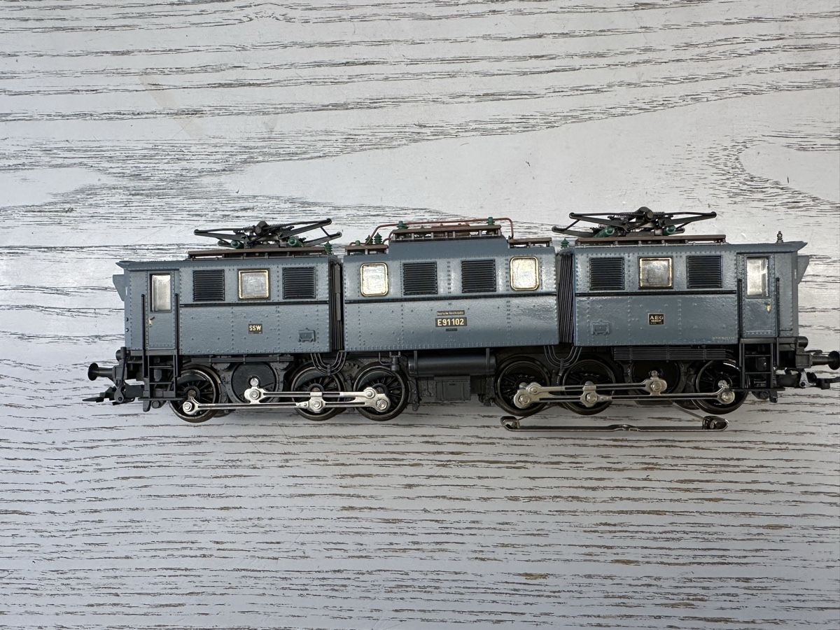 Märklin Modellini di ferrovie: Märklin 3628 DB BR 91 mfx digital – Usato da Lupsingen venduto da New-Haven 3