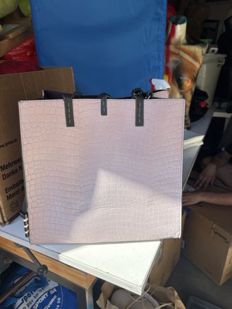 Borsa a mano Manila Grace rosa motivo coccodrillo nuova
