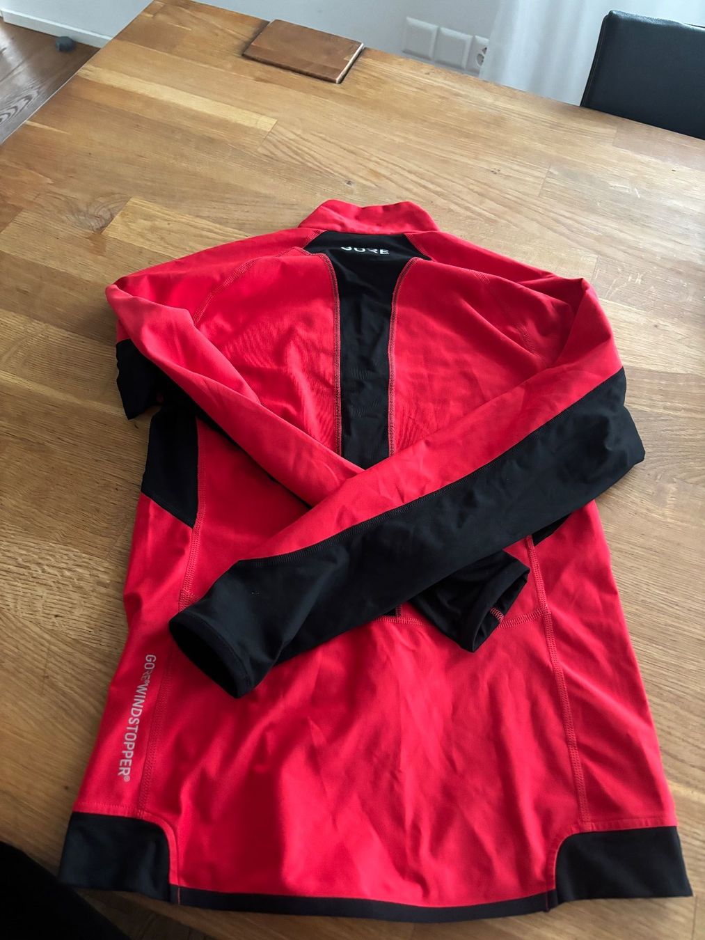 Vestes: Gore Windstopper Jäckli gr S – D'occasion à Geuensee par sonnetje 1
