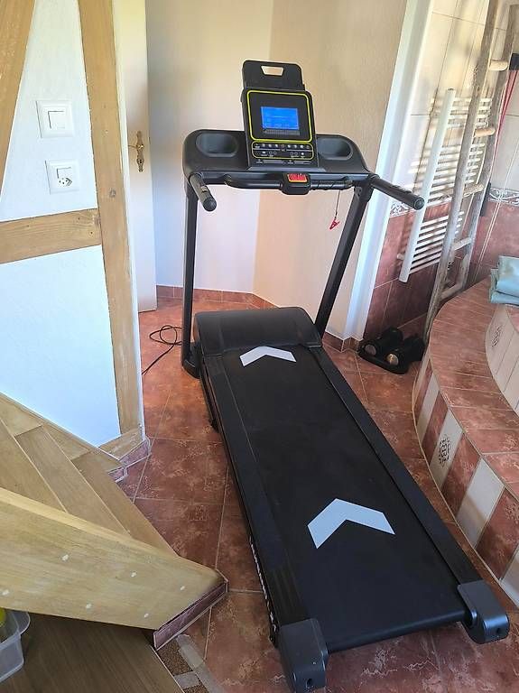 Hometrainer: Laufband Zusammen Klappbar – Usato da Dozwil venduto da Swisscoat1 1
